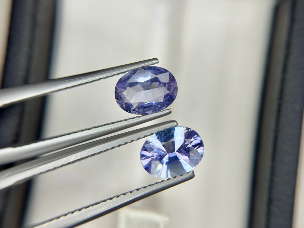 Zonder minimumprijs - 2 pcs Blauw Tanzaniet - 2.14 ct - nternational Colored Gemstone Association (ICA GemLab) - Geen hitte, geweldig paar #4.3