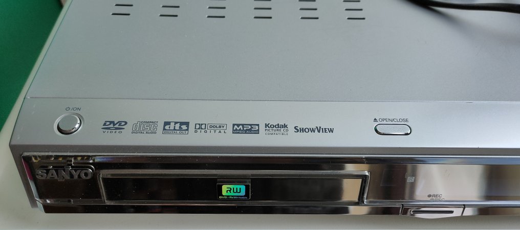Sanyo DVR-500 RECORDER DVD-Player #2.1
