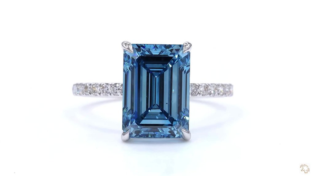No Reserve Price - Ring - 18 kt. White gold - 4.45ct. tw. Blue Diamond (Fancy coloured lab-grown diamond) - Diamond #1.0