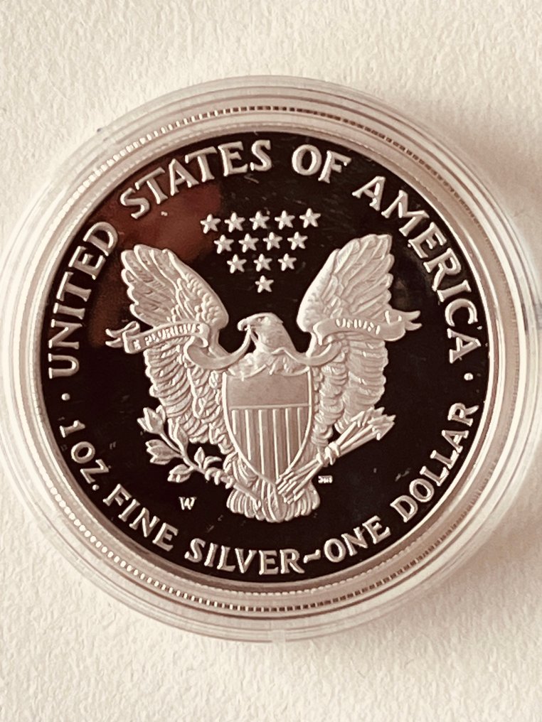 Ηνωμένες Πολιτείες. 1 Dollar 1977, 2001 en 2004, 105 gr  (χωρίς τιμή ασφαλείας) #4.3