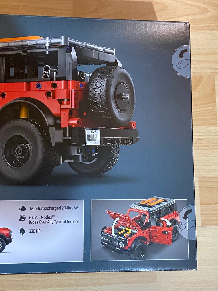 Lego Set - 42213 - Technic - Ford Bronco® SUV #2.1