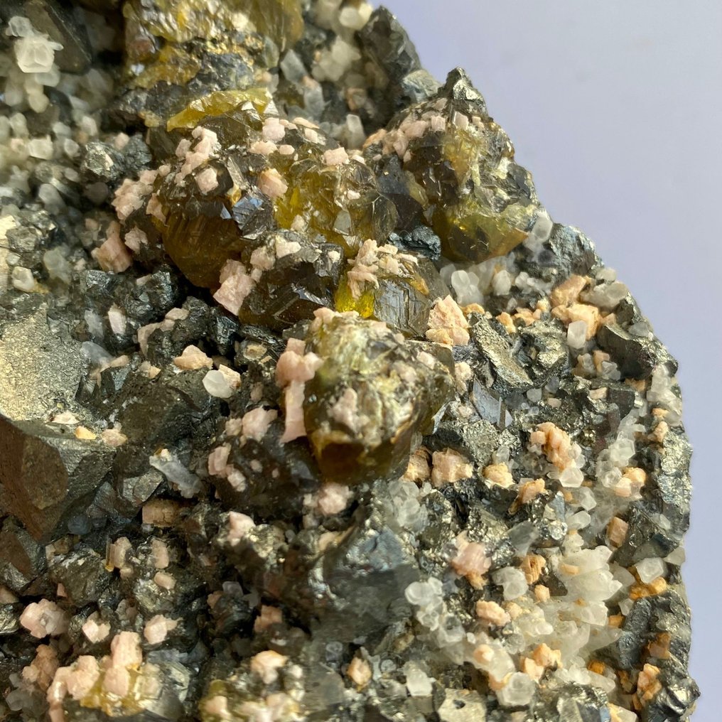 Sphalerite (cleofan) quartz galena pyrite rhodochrosite Crystal cluster - Height: 14 cm - Width: 10.5 cm- 700 g - (1) #4.3