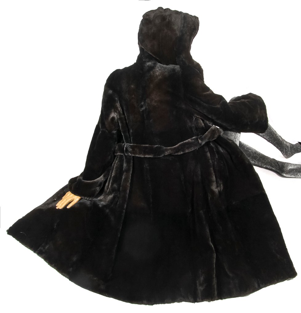 Artisan Furrier - Cappotto di pelliccia #2.1