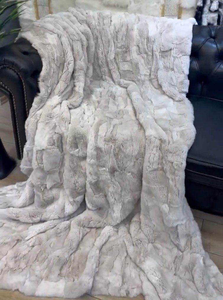 Hellbeige - Fell - Decke  - 220 cm - 200 cm - Rex Chinchilla #3.2