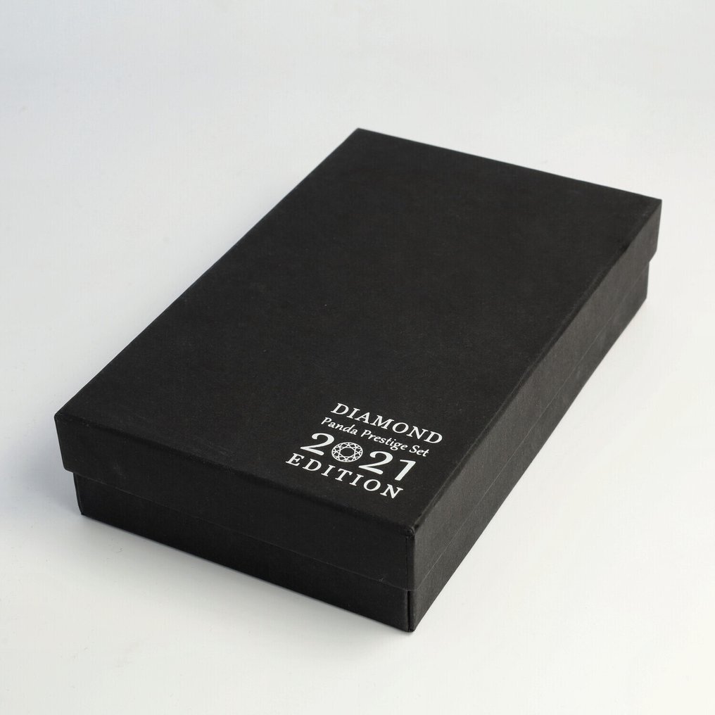 China. 10, 100 Yuan 2021 - "Diamond Panda Prestige Set" #4.3