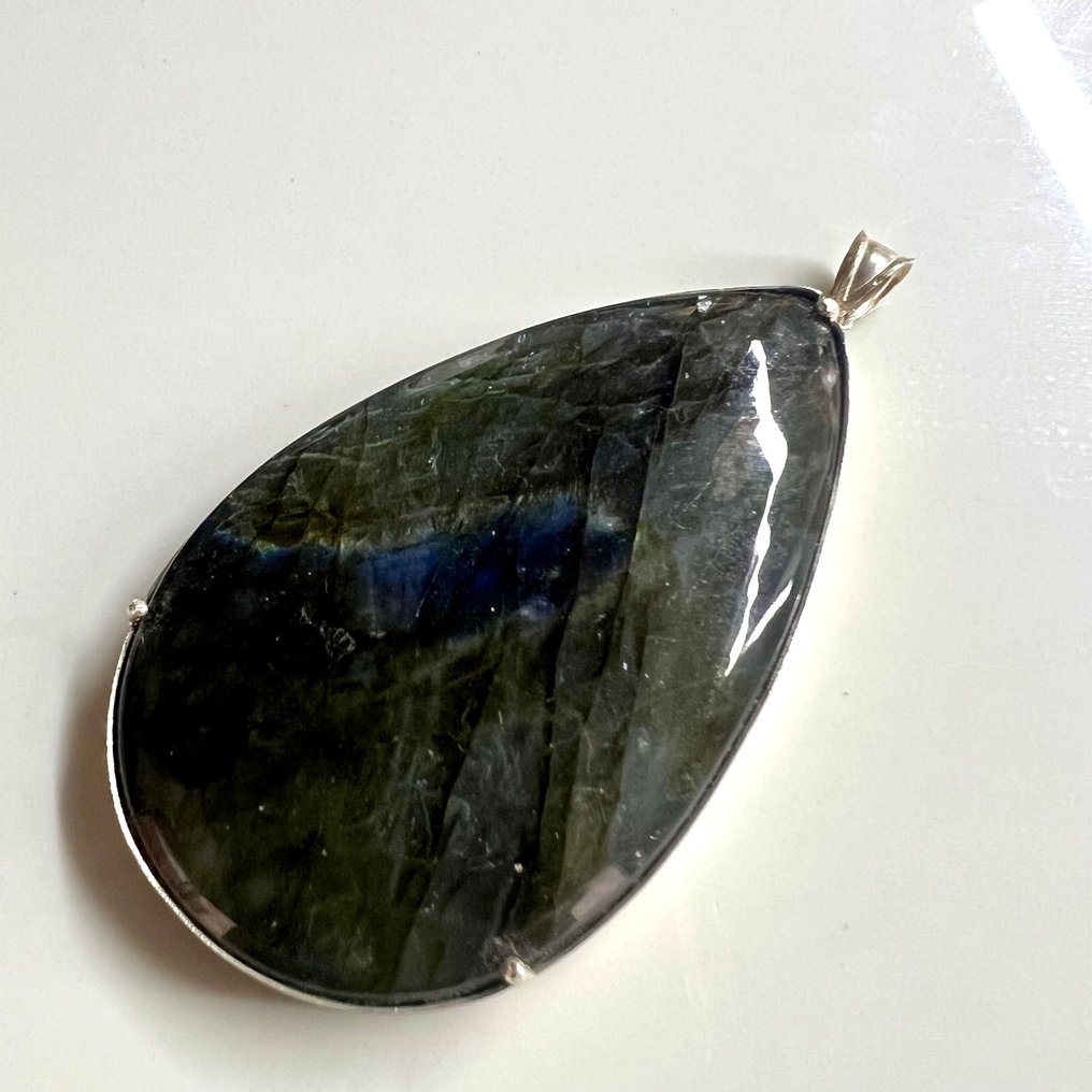 Labradorite 119.85 Carats Pearl Shaped Labradorite Silver Pendant - Height: 60 mm - Width: 30 mm- 23.97 g - (1) #1.0