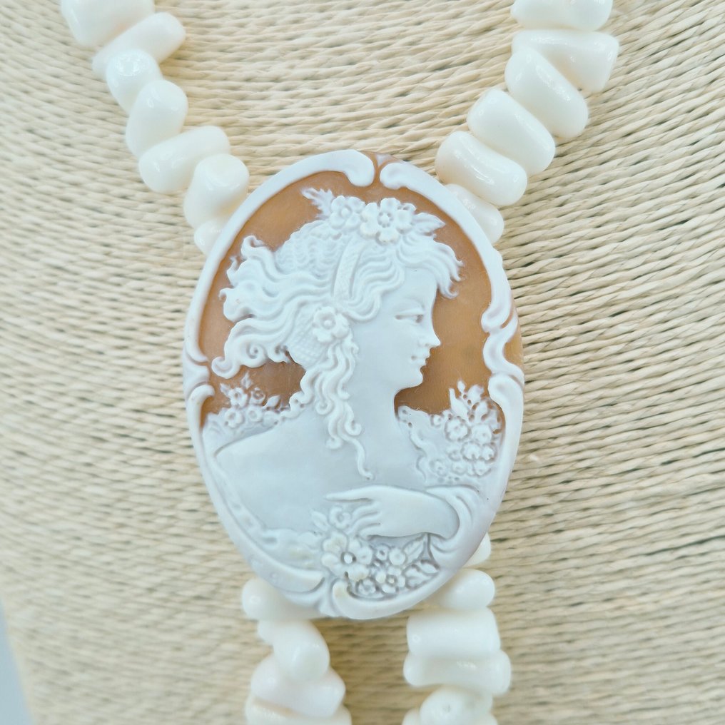 珊瑚 - 銀 - 頸鏈 - 白色珊瑚與蝦虎 #2.1