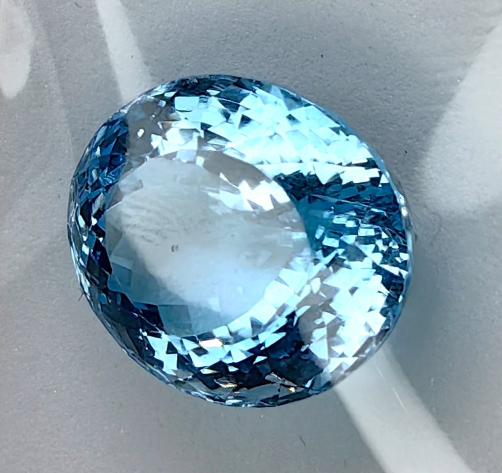 Blå Topas  - 20,30 ct - Instituto Gemólogico Español (IGE) #4.3