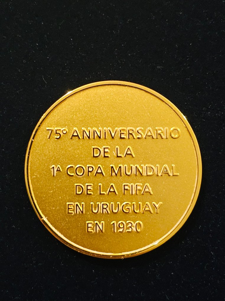 75th anniversary of the first FIFA World Cup in Uruguay in 1930 - 2005 - Érem #1.0