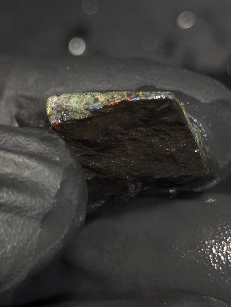 87.05 ct - 3x Big Natural Andamooka Black Opal, Beautiful Play of Color. Rough - Height: 37 mm - Width: 21 mm- 17.41 g - (3) #4.3