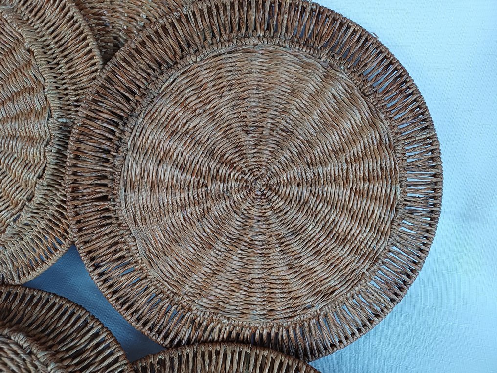 Plaque de charge (6) - Rotin #3.2