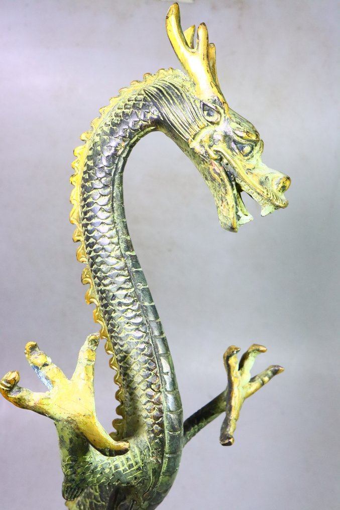 Bronz - Statuetă de dragon impunător în poziție verticală - Shōwa period (1926-1989) (Fără preț de rezervă) #1.0