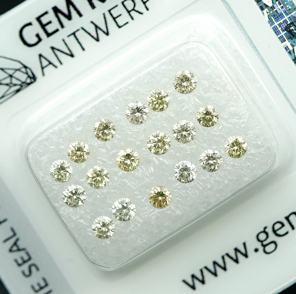 18 pcs 鑽石  (天然)  - 1.01 ct - 圓形 - VS1, SI1 - Gem Report Antwerp (GRA) #2.1