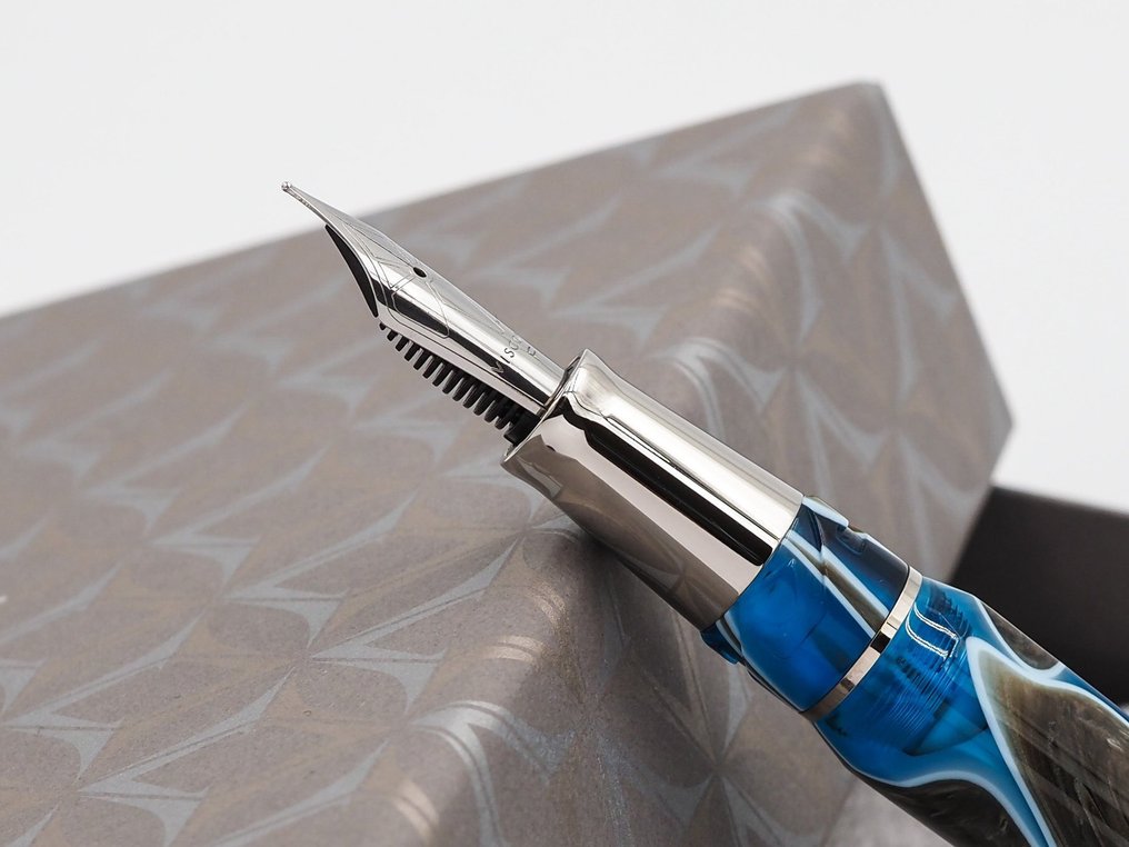 Visconti - New * Opera Master Polinesia * L.E. * - Bez ceny minimalnej
- Wieczne pióro #1.0