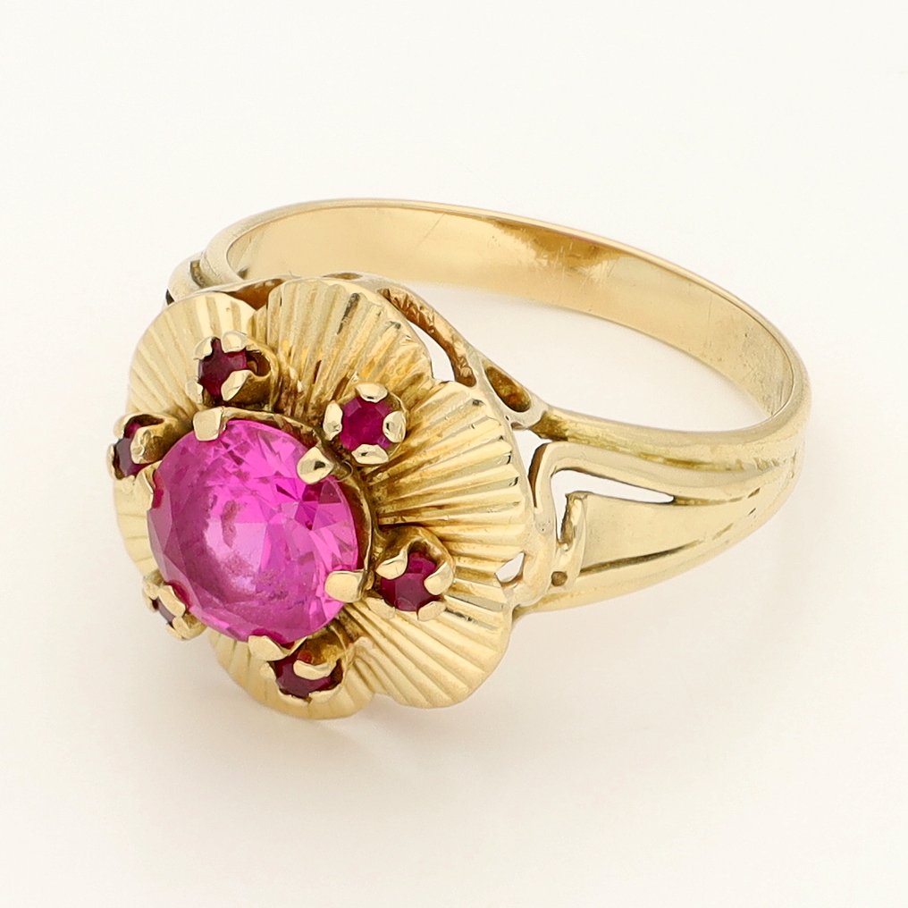 Ring - 14 kt. Yellow gold - Robijn #1.0