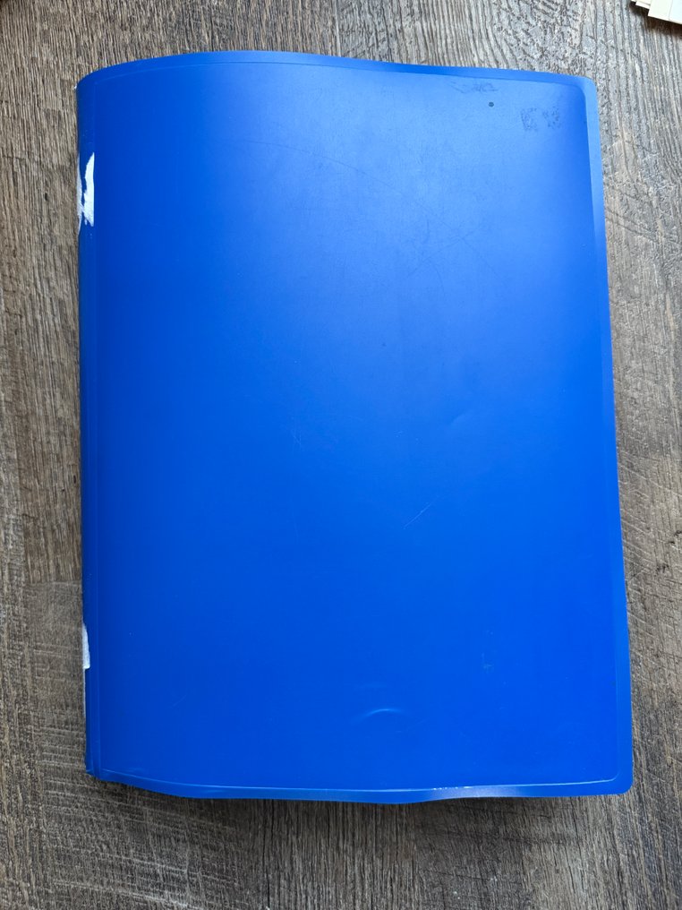 France - Thematic collection 'Red Cross' including notebooks, letters, rare vignettes, first-day covers! High #1.0