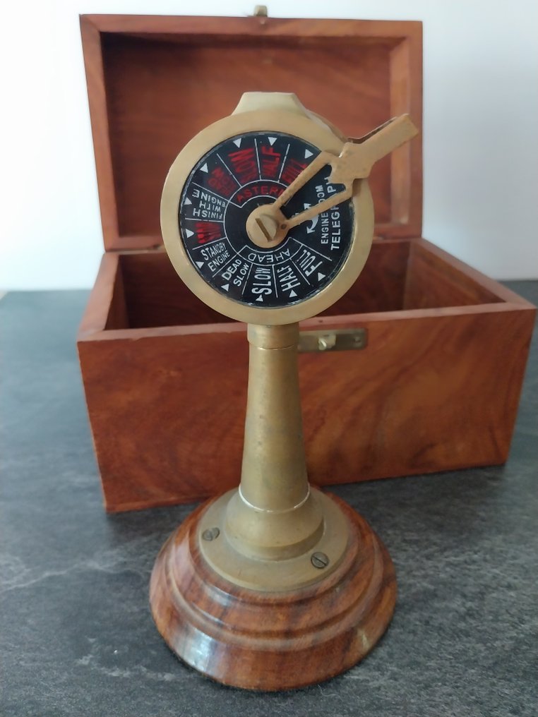 Skibstelegraf - Messing, Træ - Slutningen af det 20. århundrede - Maskin-telegraph #1.0