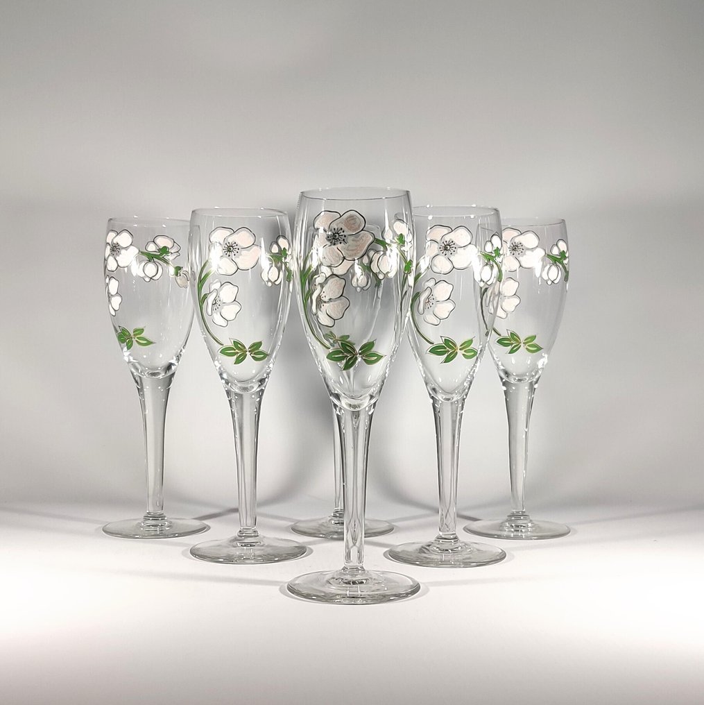 Perrier Jouët Epernay champagnehuis - Drinking service (6) - Glass #1.0
