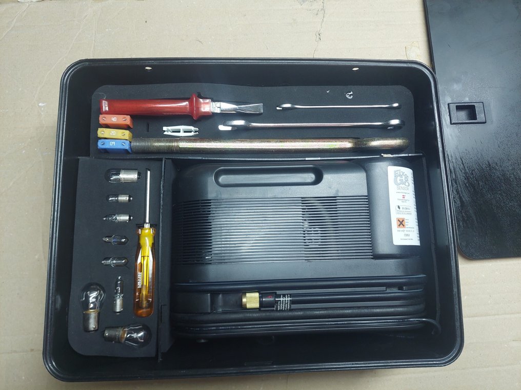 Werkzeugkiste - Ferrari - Ferrari 599 tool kit 214210 254636 cassetta attrezzi #3.2
