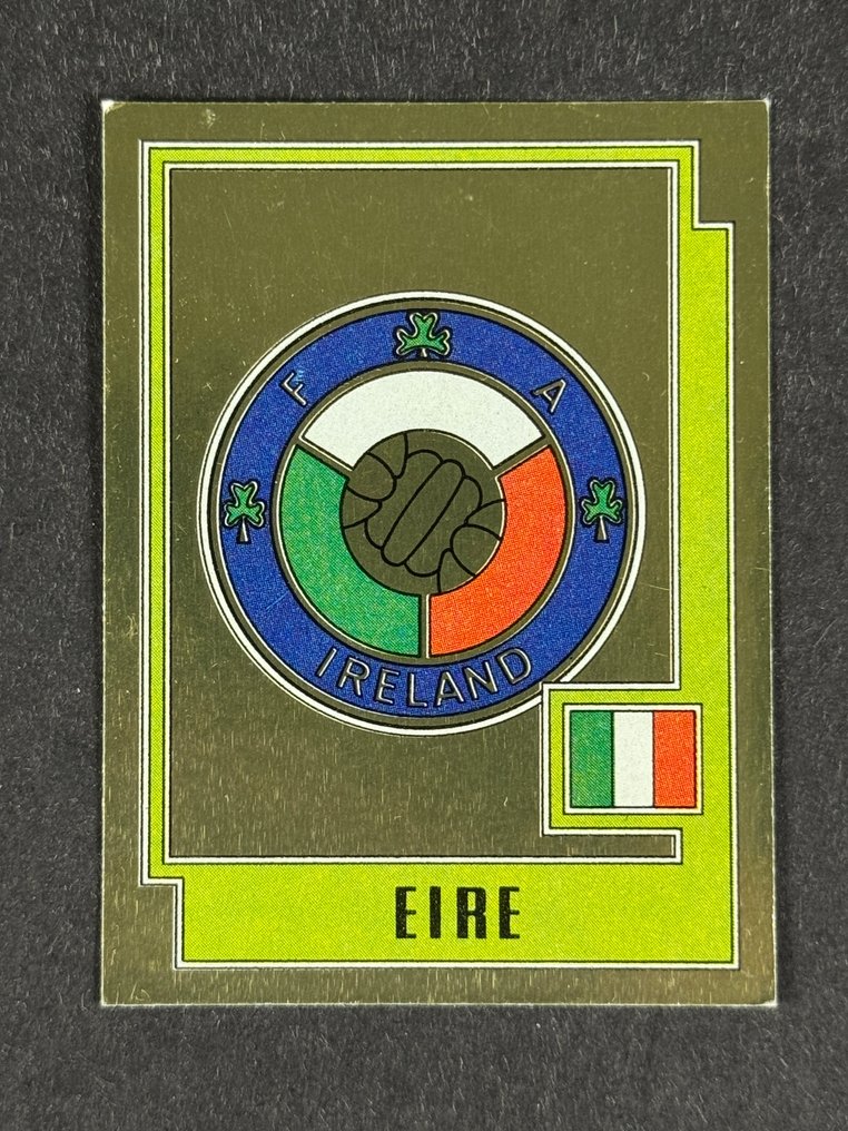 1980 Panini #199 Europa 80 - Badge: EIRE - "MyPaniniWorld Collection" - 1 Sticker - Casi impecable (CI) #1.0