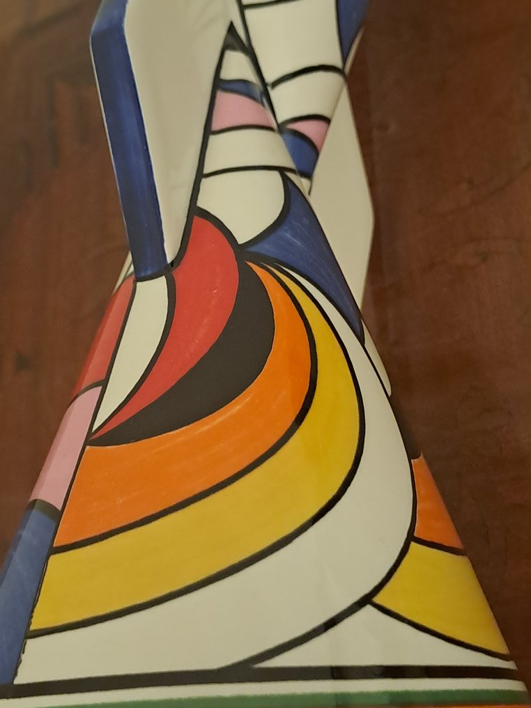 Wedgwood - Vase - Ceramic - Swirls after Clarice Cliff #3.2