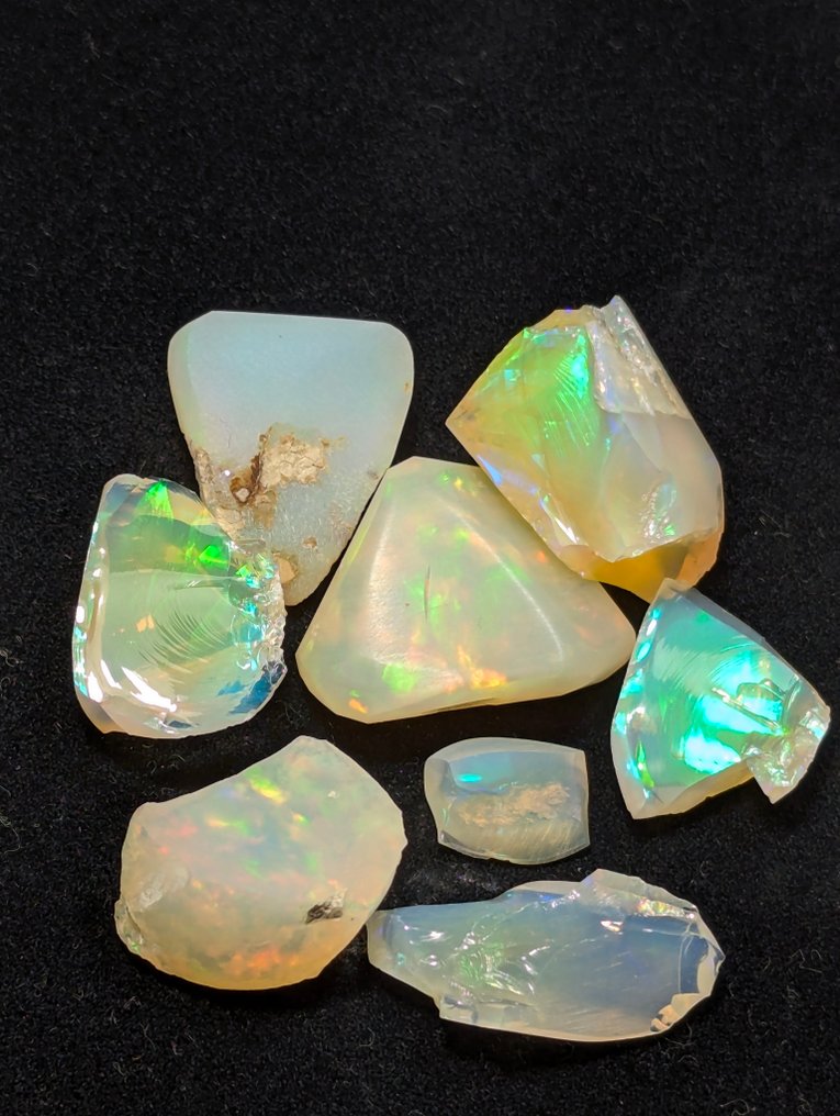 55 ct - 8x Big Natural Noble Rough Welo Opals, Good Play of color. Rough - Height: 19 mm - Width: 10 mm- 11 g - (8) #1.0