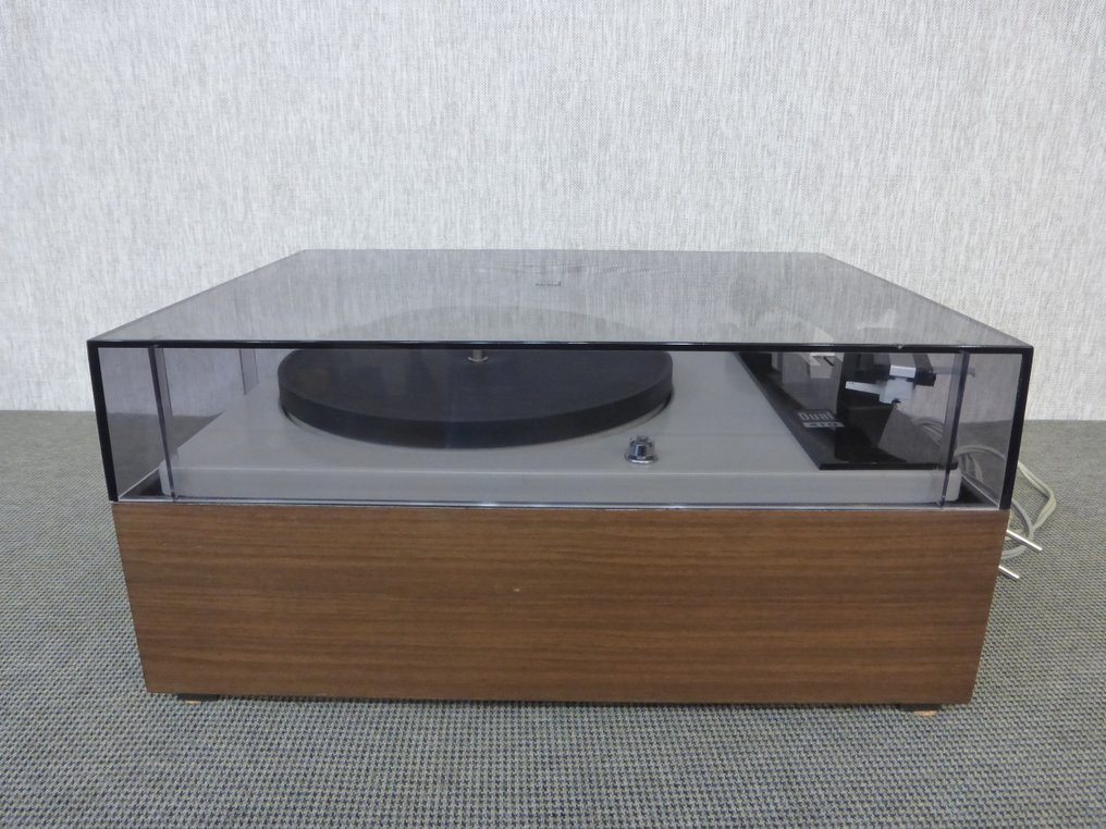 Dual - 410 Turntable #3.2