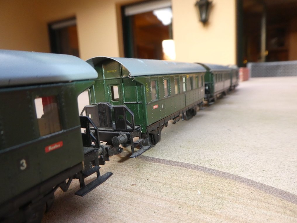 Märklin H0轨 - 329-1/329-4 - 模型火车客运车厢 (5) - 5个 Donnerbüchsen，带尾灯 #3.2