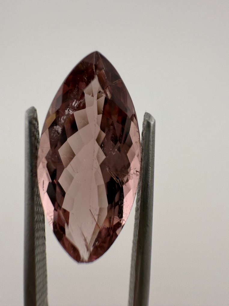 Ingen mindstepris - 1 pcs Lyserød Turmalin - 3.55 ct - Instituto Gemólogico Español (IGE) #2.1