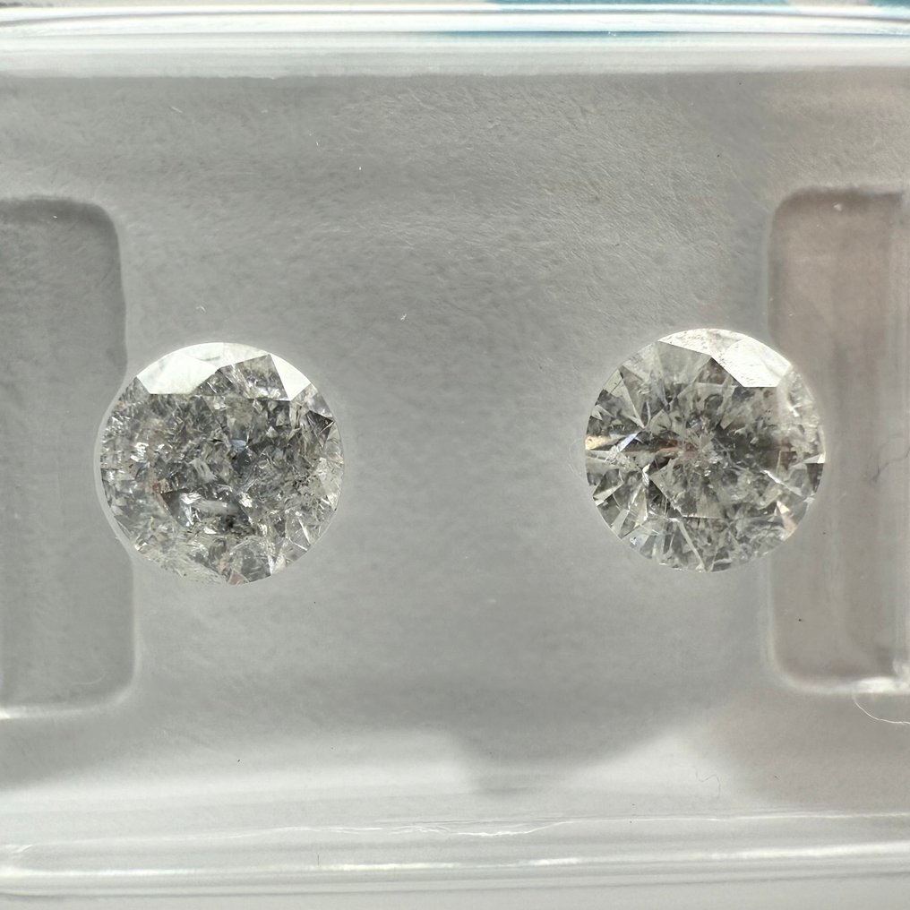 Sem preço de reserva - 2 pcs Diamante (Natural) - 0.92 ct - Redondo - F - I3, I2 - International Gemological Institute (IGI) #1.0