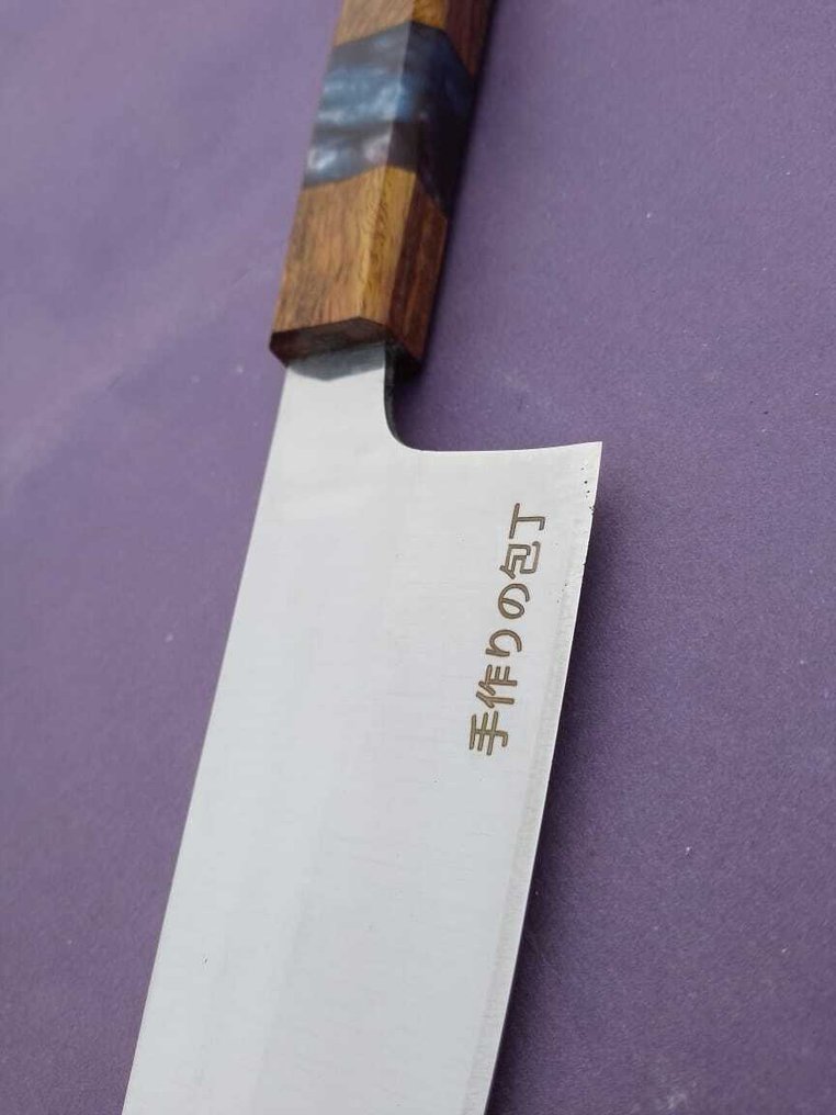 厨刀 - 法国艺术家与日本艺术家的合作：专业的Sakimaru Takobiki厨师刀 -  由传奇的 K Romain 推出的 Kiritsuke 刀 - 白神钢 天然木材 - 日本 - 法国的艺术家合作 #2.1