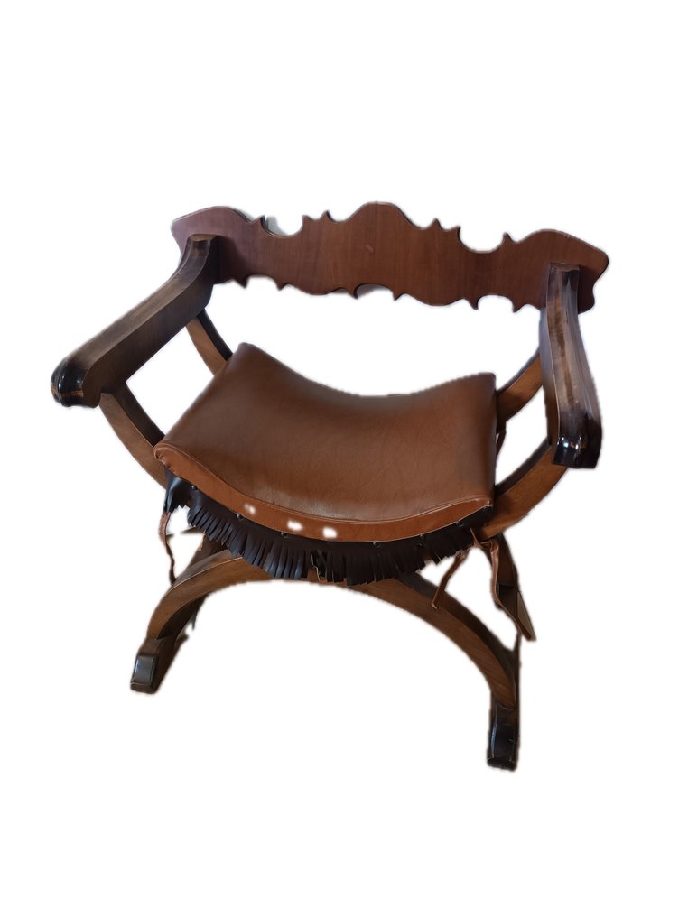 Szék - Fa - Savonarola #1.0