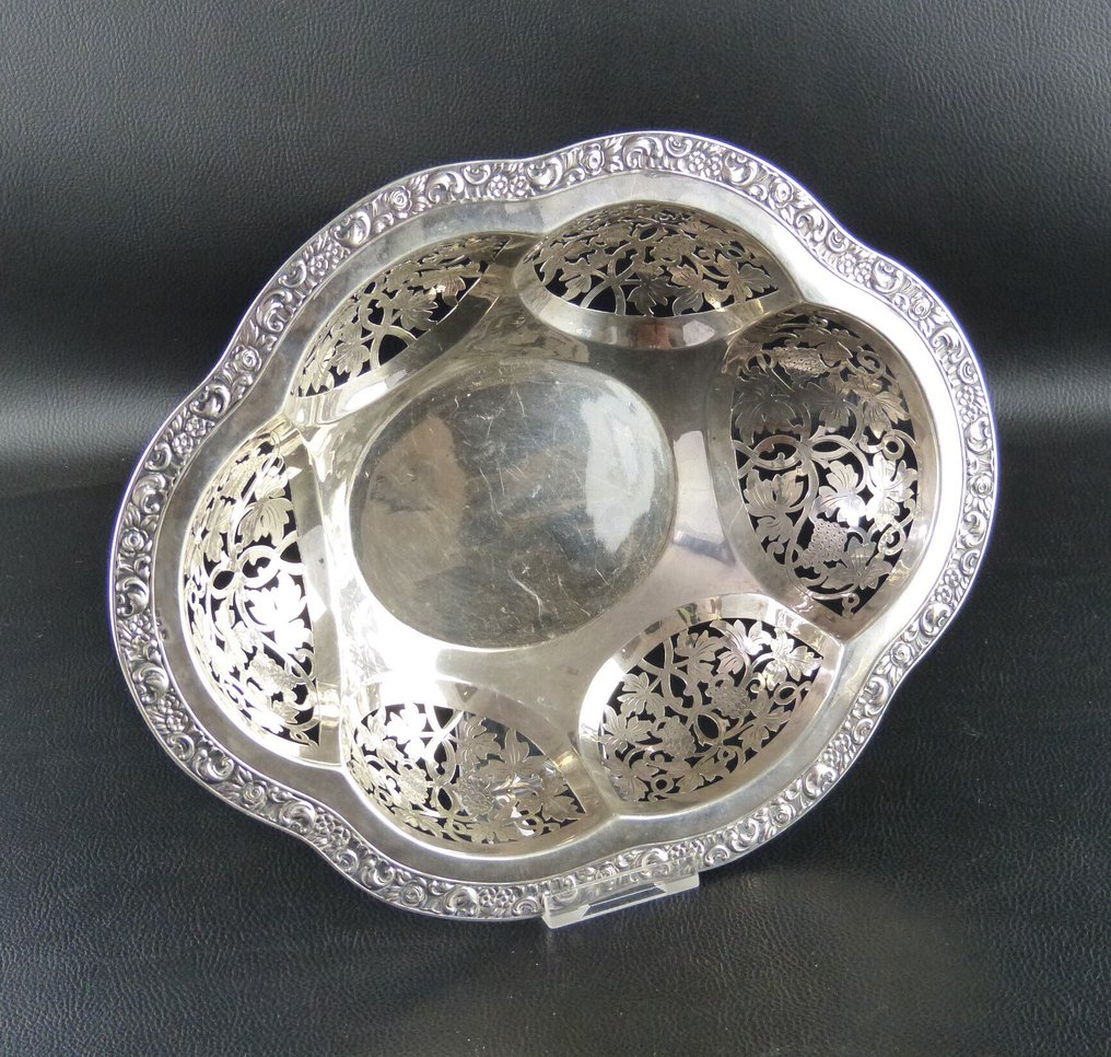 Klinkosch/ Wien - Μπολ φρούτων - Anbietschale - oval/rautenförmig - .800 silver, Τούκαν Παντς #3.2