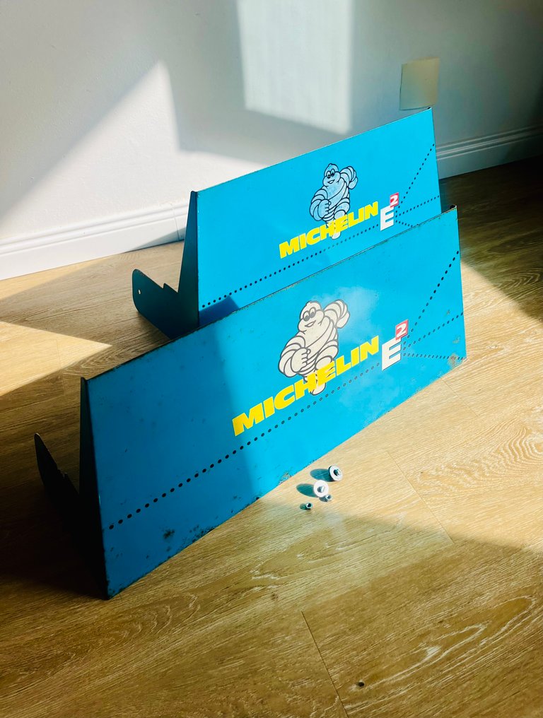 Display stand - Michelin - Supporto pneumatico espositore - 1976 #1.0