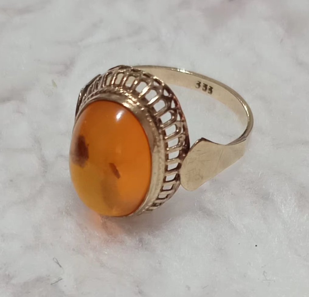 No reserve price - Statement ring - 8 kt. Yellow gold - 8,00ct. tw. Amber #1.0