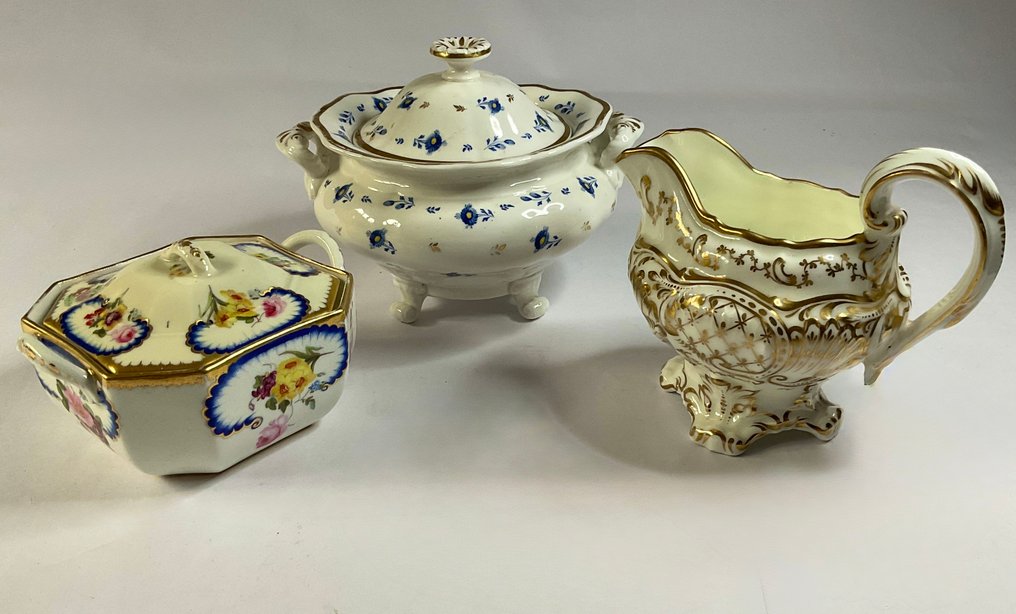 Jug (3) - Porcelain #1.0