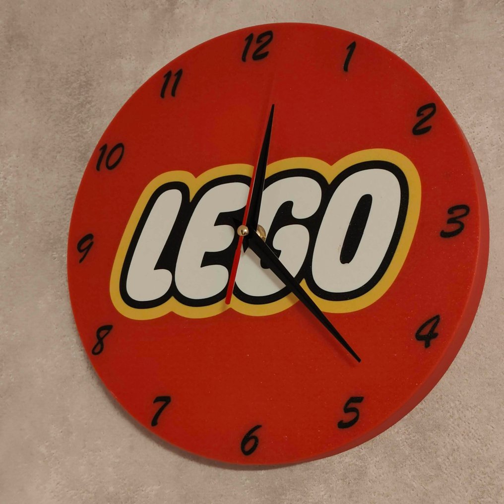 LEGO Custom Item - LEGO Wall clock #1.0