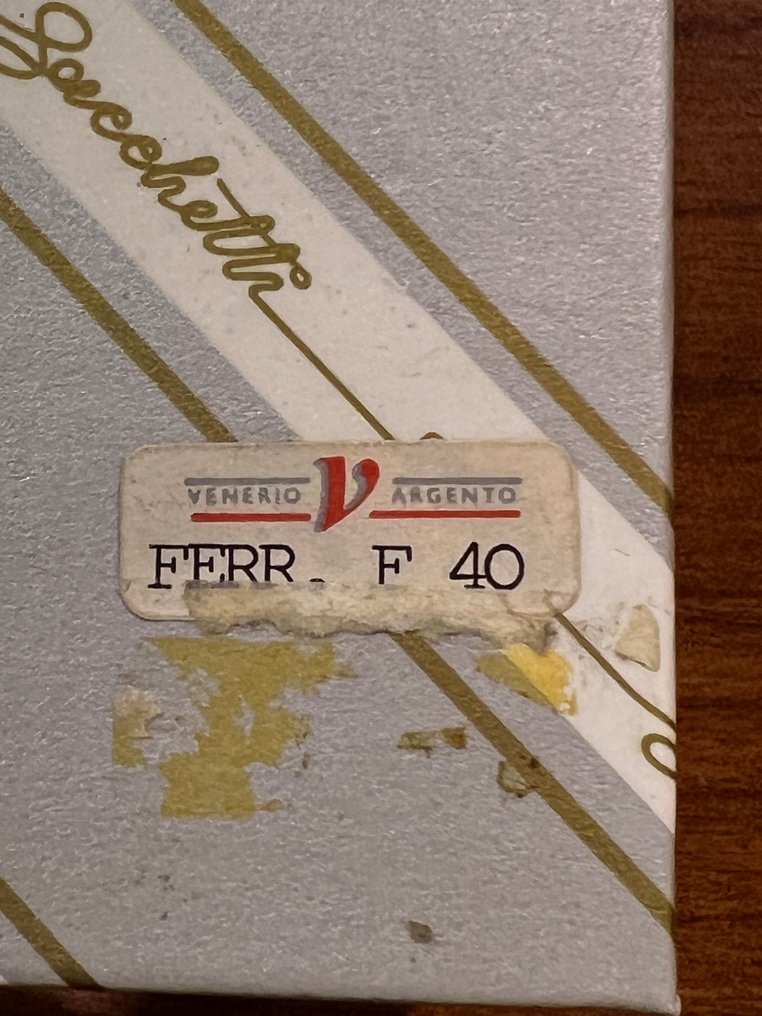 Venerio Argento - Model sports car - Ferrari F40 #2.1