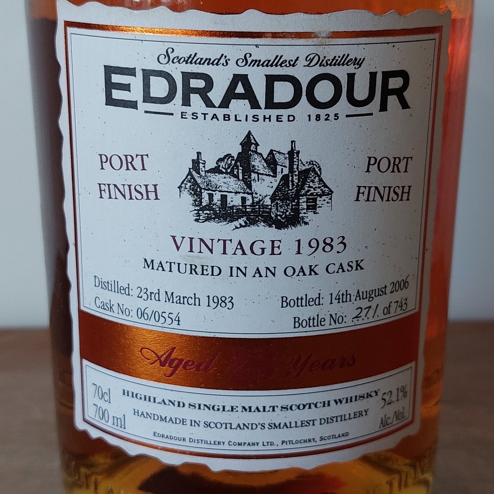 Edradour 1983 23 years old Port Finish Cask No. 06/0554 - Signatory Vintage - b. 2006 - 700ml #1.0