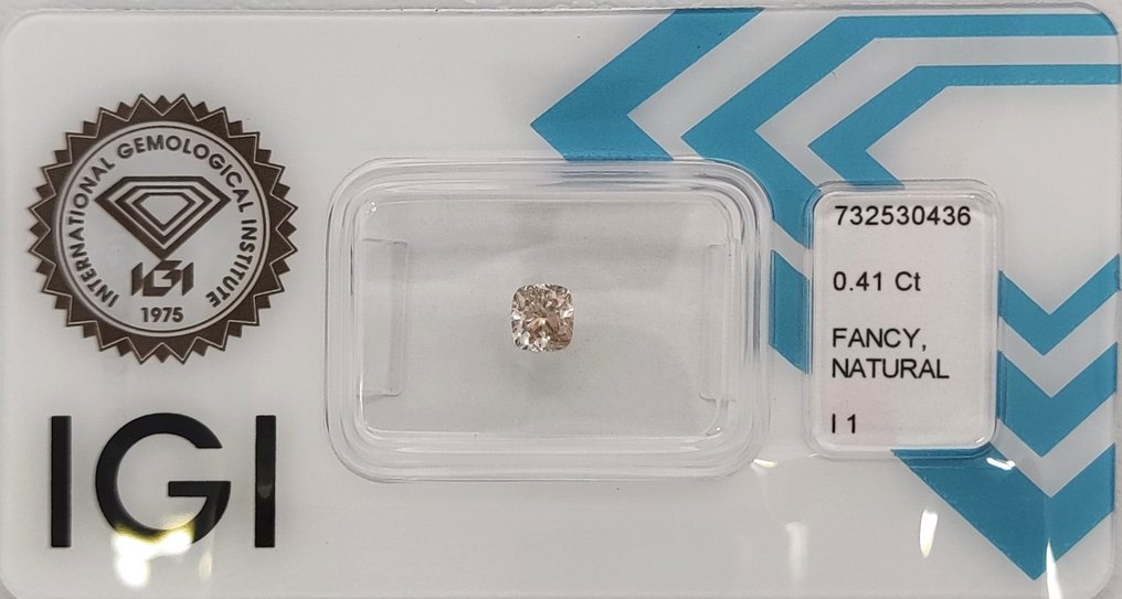 没有保留价 - 1 pcs 钻石 (天然色彩的) - 0.41 ct - 枕形 - Fancy light 稍帶棕色的 橙色 - I1 内含一级 - 国际宝石研究院(IGI) #1.0
