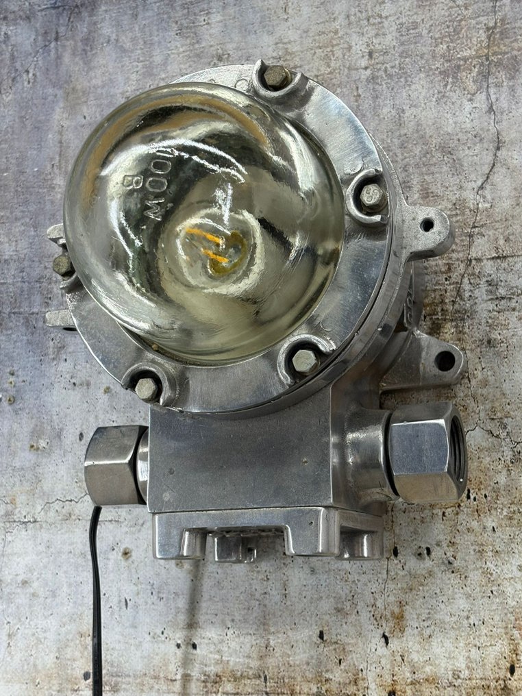 Deck light - 铝 #1.0