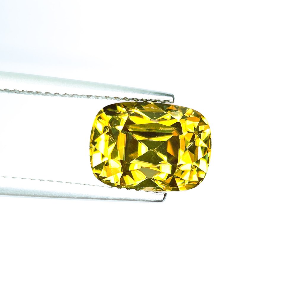 黄色 锆石  - 7.82 ct - 国际宝石研究院（IGI） #1.0