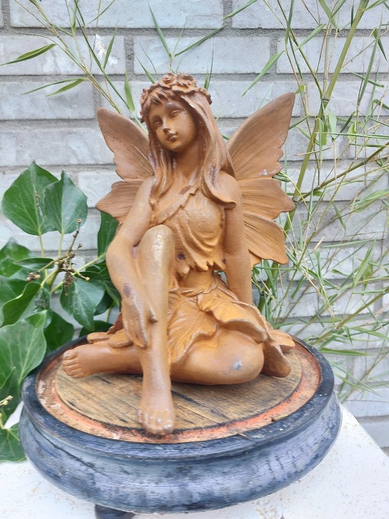 Statue, metal statue of a sitting fairy - 23 cm - Cast iron #2.1