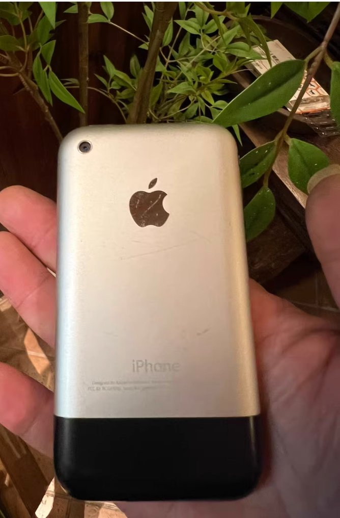Apple iPhone 2G (1st generation) - 苹果手机 #1.0