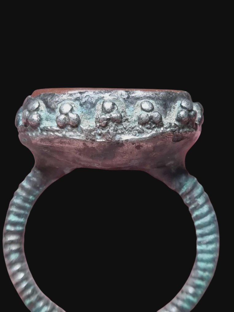 Ναϊάδες Μπρούντζος, Ασημί, Σπάνιο μεγάλο λίθι garnet Δαχτυλίδι (χωρίς τιμή ασφαλείας) #4.3