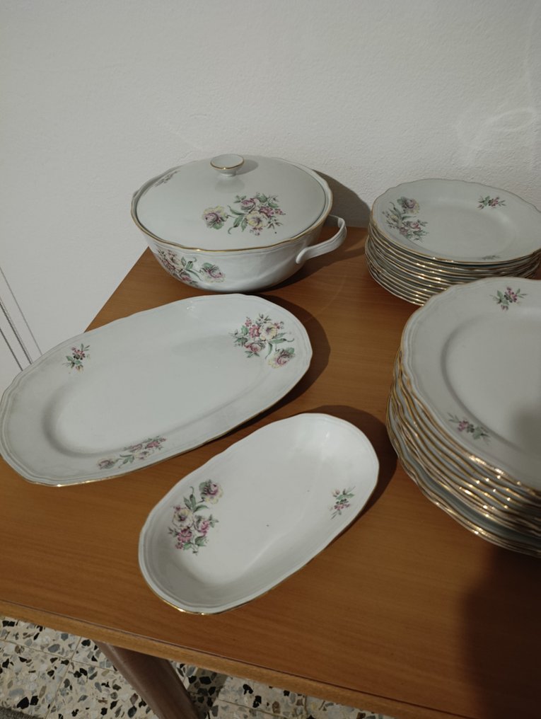 Richard Ginori - Richard Ginori - Table service for 12 (40) - Porcelain - Richard Ginori #1.0