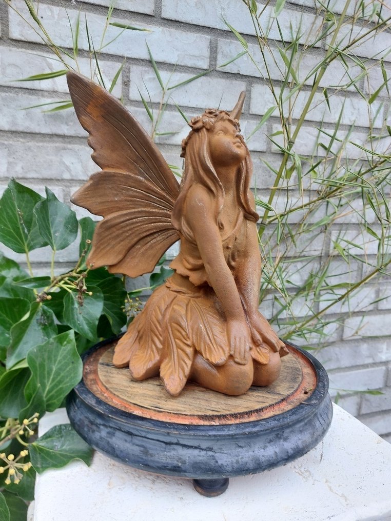 Statua, metal statue of as dreaming fairy - 26.5 cm - Ghisa #1.0