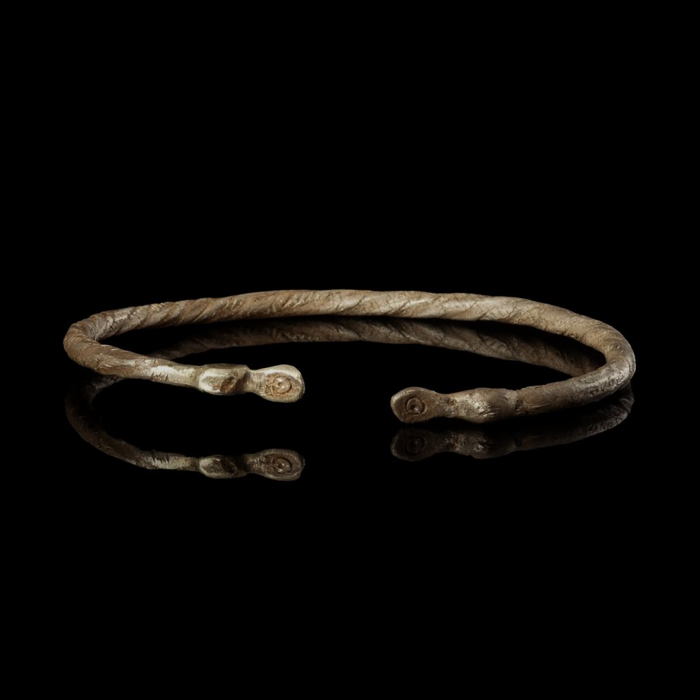 Κελτικό Ασημί Βραχιόλι Druid με τερματικά κεφαλής πάπιας. #2.1