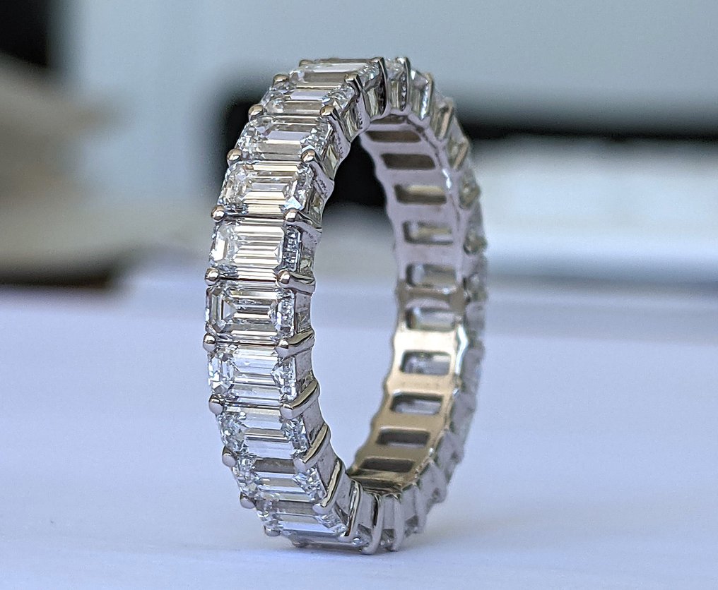 Nincs minimálár - Örökkévalóság gyűrű - 18 kt. Fehér arany - 4.30ct. tw. Gyémánt (Laboratóriumban előállított) - Eternity IGI #1.0