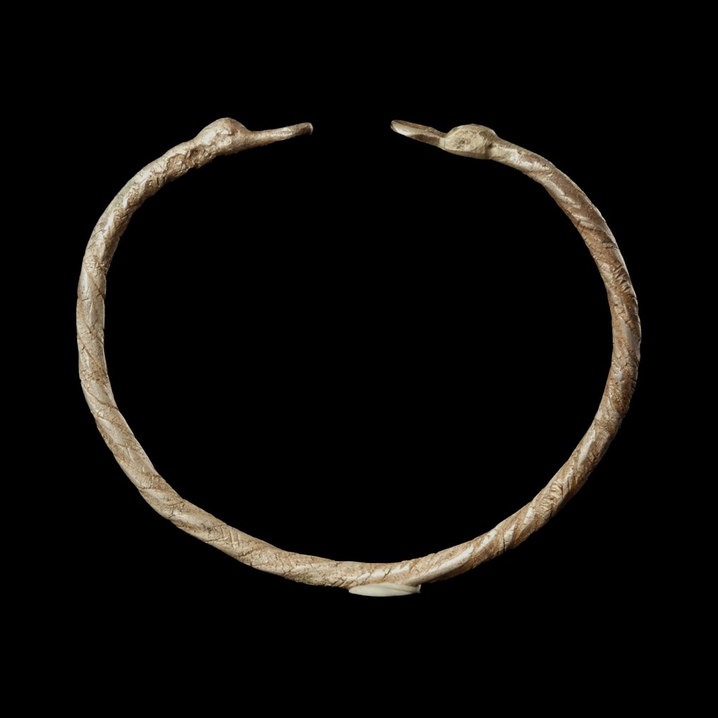 Κελτικό Ασημί Βραχιόλι Druid με τερματικά κεφαλής πάπιας. #1.0